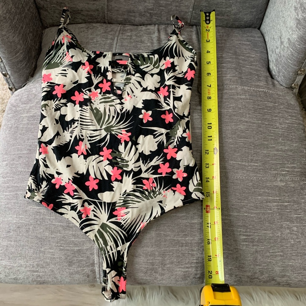 Guess tropical bodysuit